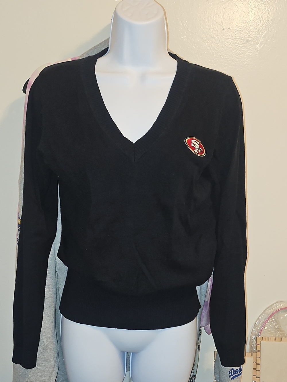 San Francisco 49ers Sweater Size Medium